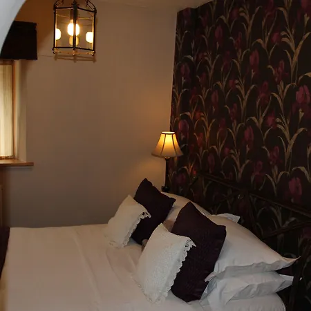 The Salty Monk Bed & Breakfast-2
