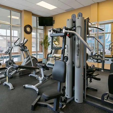 Best Western Plus Chateau Inn Sylvan Lake-3