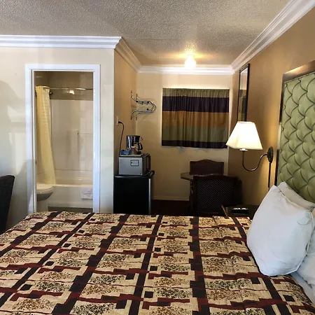 Lamplighter Motel Clearlake-3