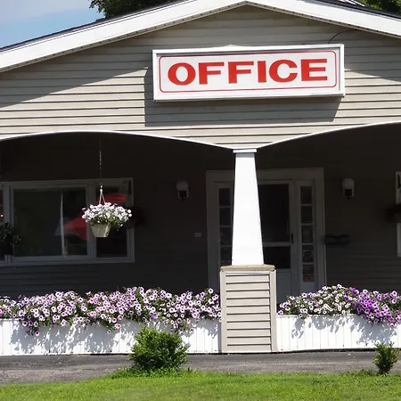Gorham Motor Inn-2