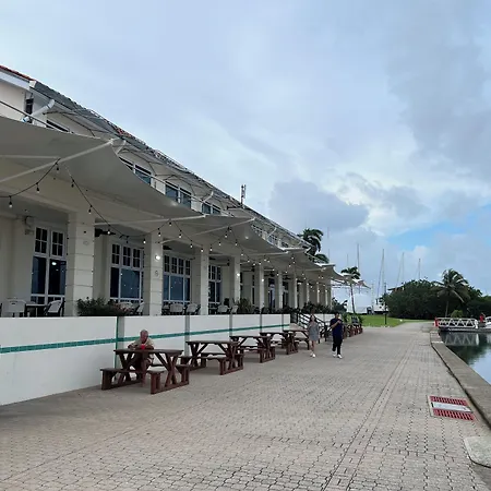 Marina Hotel At Shelter Bay-2