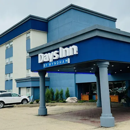 Days Inn & Conference Centre By Wyndham Camrose Norsemen-2