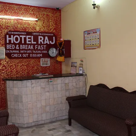 Hotel Raj Bed & Breakfast-3