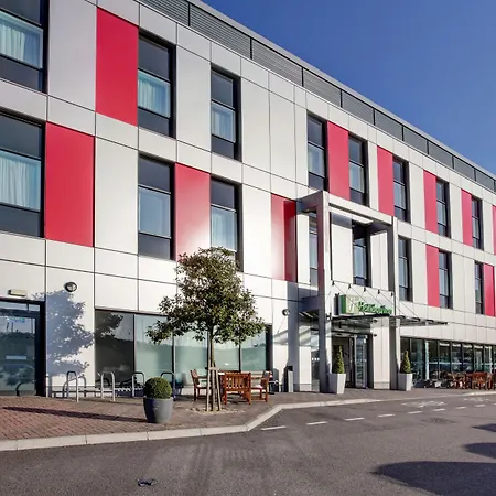 Holiday Inn London Luton Airport By Ihg-2
