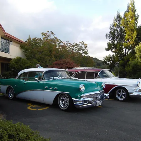 Abelia Motor Lodge-3