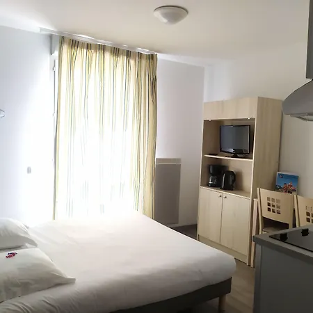 Lagrange Apart'Hotel L'Escale Marine-3
