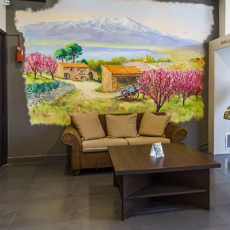 B&B Hotel Perpignan Saleilles-2