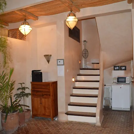 Riad Thaïs-2