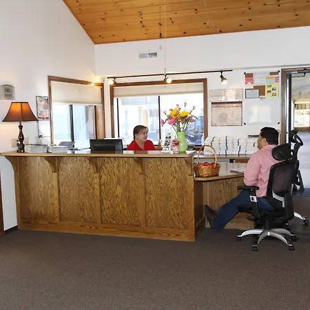 Pioneer Inn & Suites-3