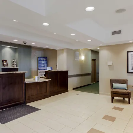Best Western Plus Walkerton Hotel & Conference Centre-3