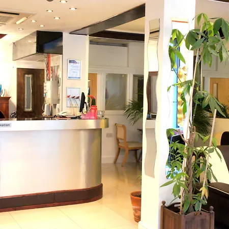 Plaza London Hotel-3