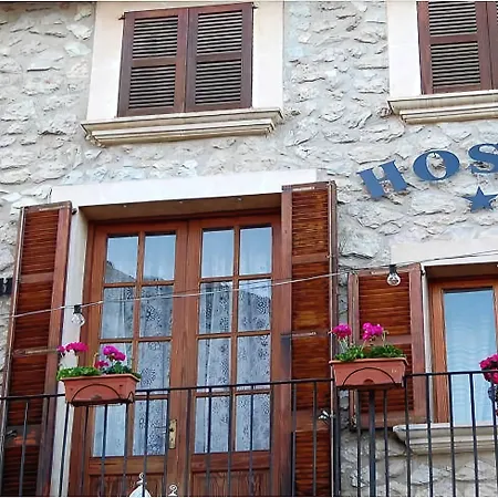 Hostal Ca'N Tiu-3