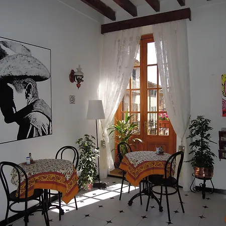 Hostal Ca'N Tiu-2