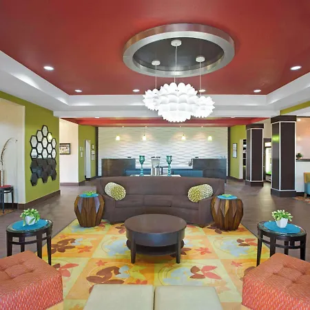 La Quinta By Wyndham Pearsall-2