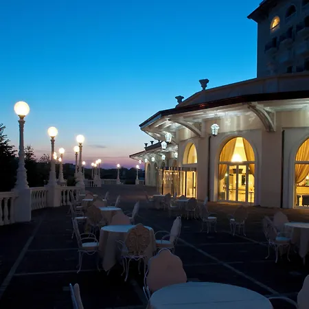 Grand Hotel Italia-3