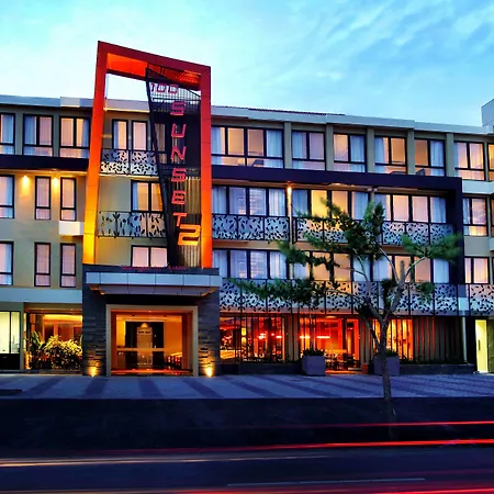 100 Sunset Kuta Hotel & Ballroom-2