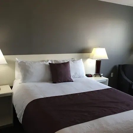 Lakeland Inn Hotel-2
