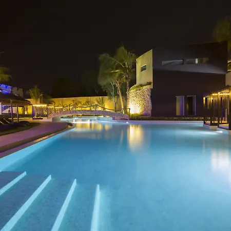 The Rhino Resort Hotel & Spa-3