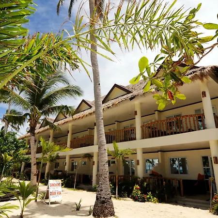 Ocean Vida Beach And Dive Resort-2