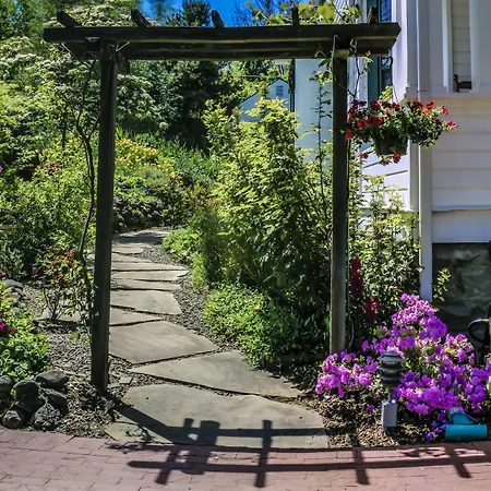 Abigail'S Bed And Breakfast Inn-2