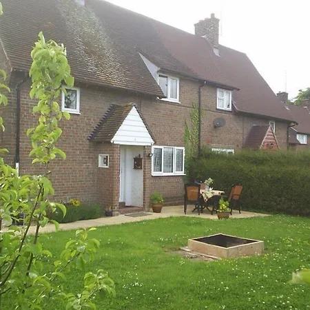 Avebury Life-3