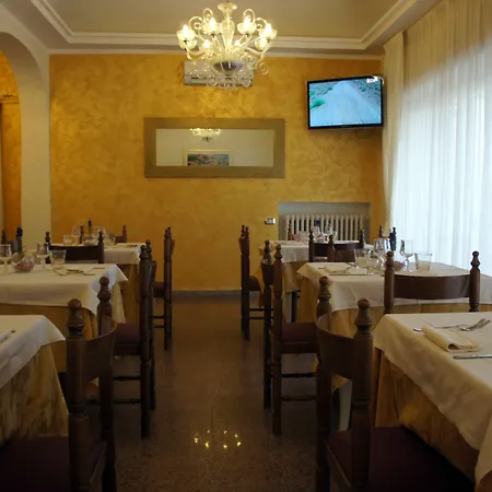Hotel Solaris-2