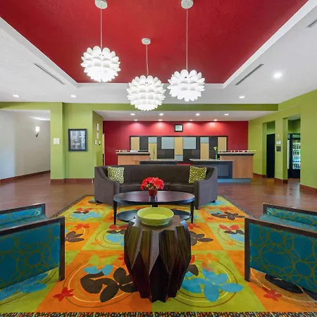 La Quinta By Wyndham Leesville Ft. Polk-2