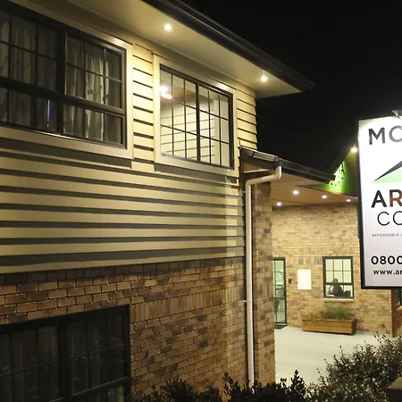 Arena Court Motel-3