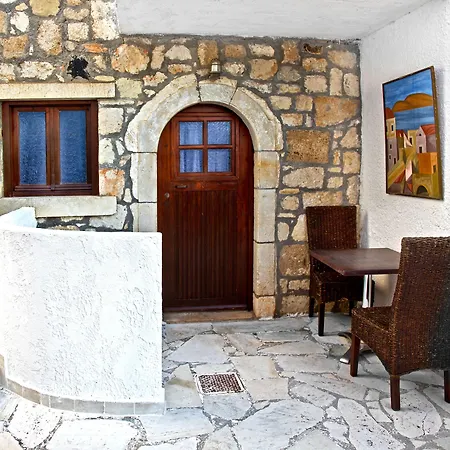 Classic Apartments-3