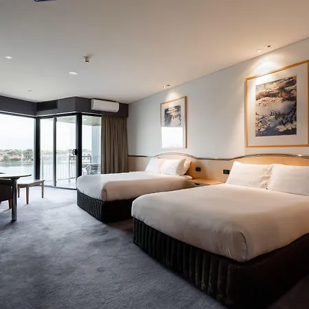 Lakes Hotel-2