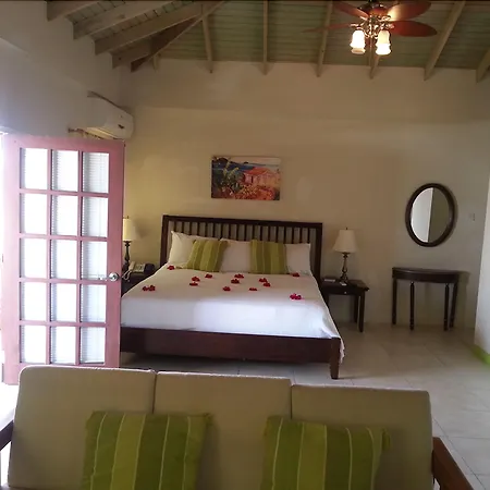 Grooms Beach Villa & Resort-3