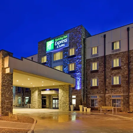 Holiday Inn Express & Suites Gallup East By Ihg-3