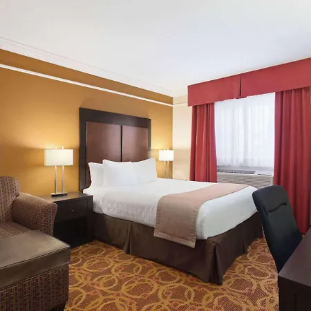 Travelodge By Wyndham Meadow Lake-3
