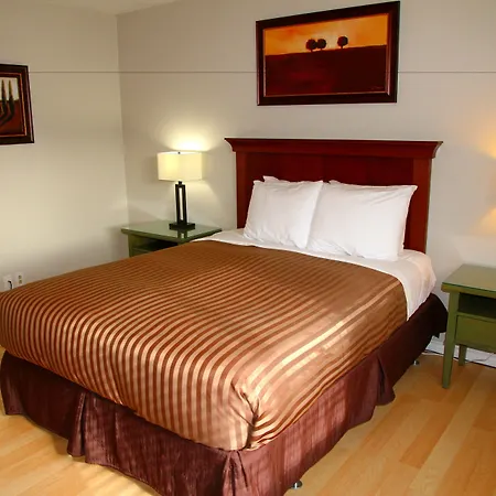 Hotel Squamish-3