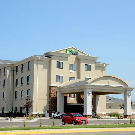Holiday Inn Express & Suites Sidney By Ihg-2