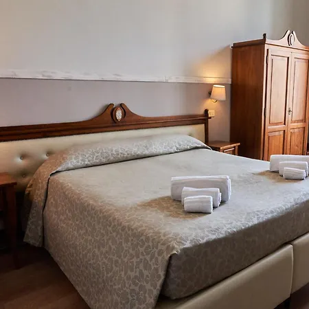 La Collegiata Guest House-2
