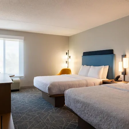Hampton Inn Portsmouth Central-3