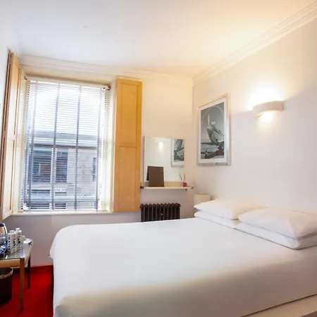 Kellys Hotel-2
