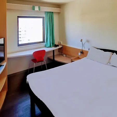 Hotel Ibis Leiria Fatima-2