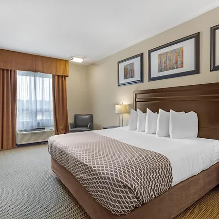 Best Western Plus St Albert-3