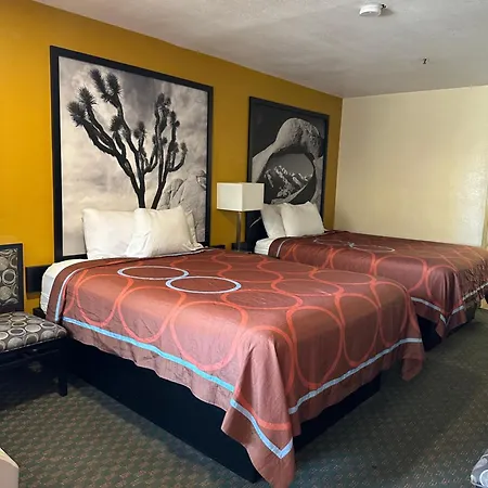 Super 8 By Wyndham Bakersfield South Ca-2