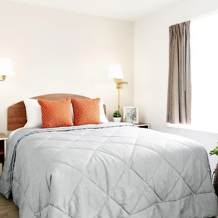 Intown Suites Extended Stay Greensboro Nc - Airport-2