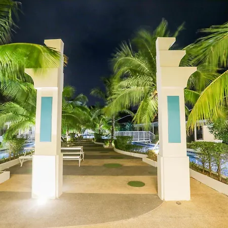 Tuana Hotels Brook Pool Access-3