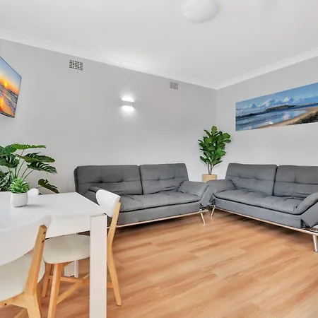 Surf Beach Motel Coffs-2