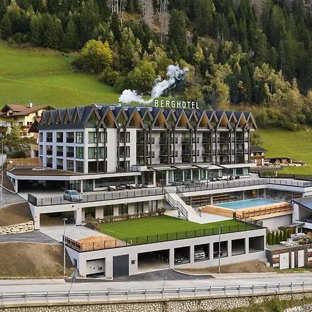 Berghotel-2