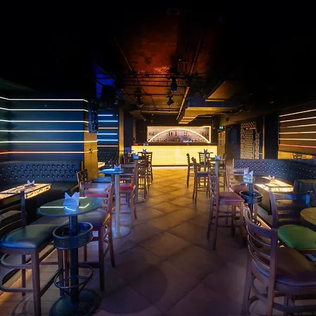 Tryp By Wyndham Abu Dhabi City Center-2