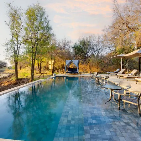 Black Rhino Game Lodge-3