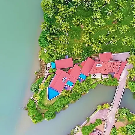 Waterland-3