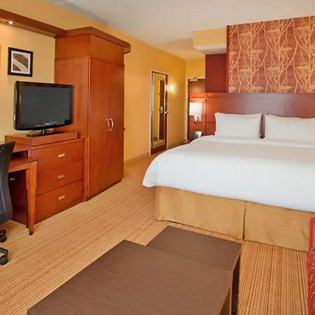Courtyard By Marriott Pittsburgh North/Cranberry Woods-3