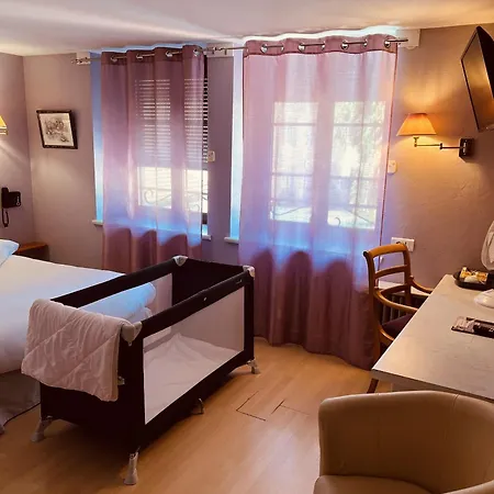 Hostellerie Au Rendez-Vous Des Amis-2